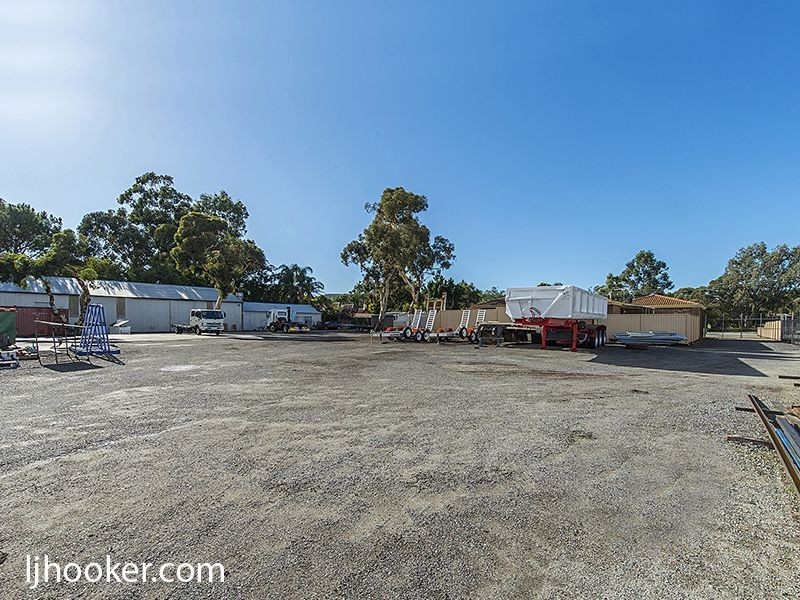 222-224 Maddington Road, Maddington WA 6109