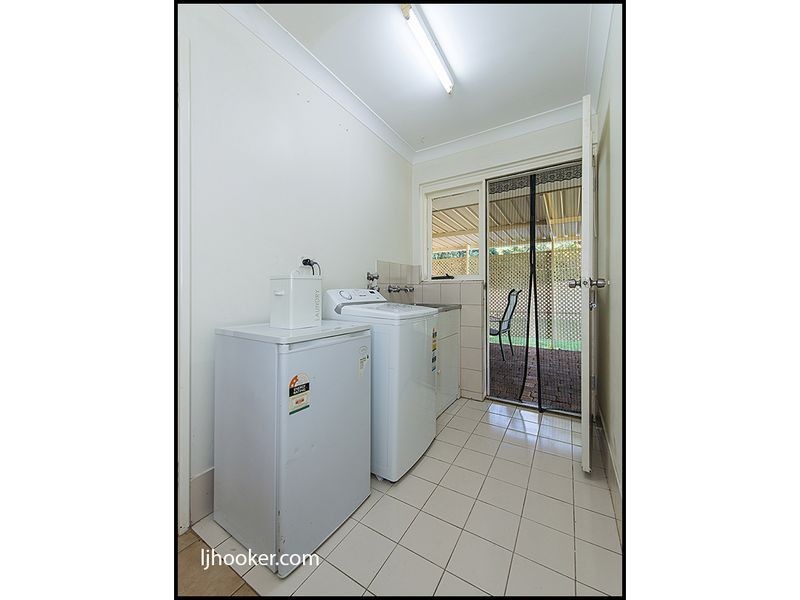 23 Helen Crescent, Byford WA 6122