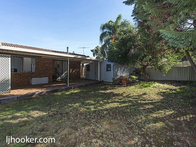 23 Helen Crescent, Byford WA 6122