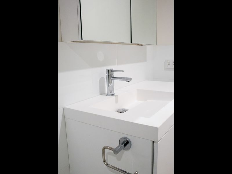 8/379 Daly Street, Cloverdale WA 6105