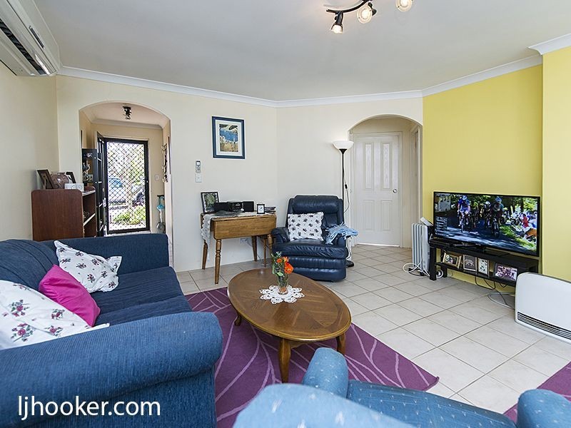 4i Ball Place, Queens Park WA 6107