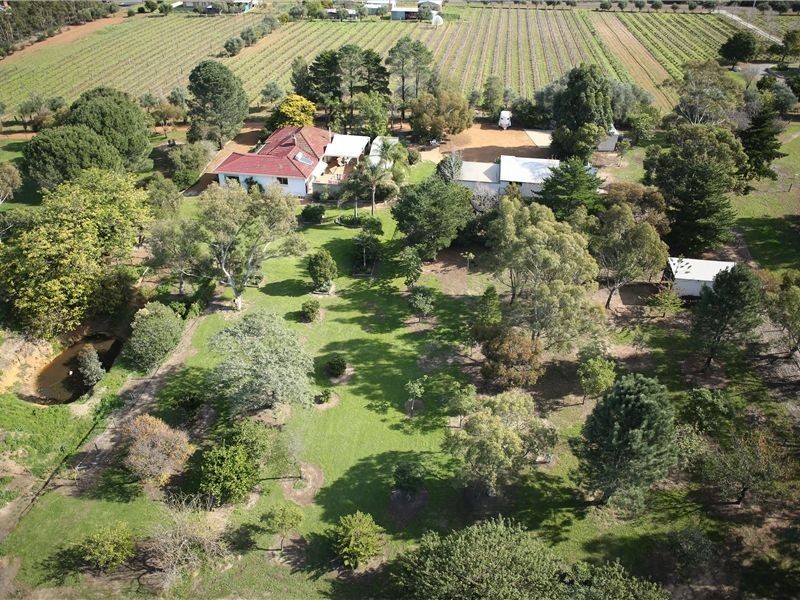 109 Loton Road, Millendon WA 6056