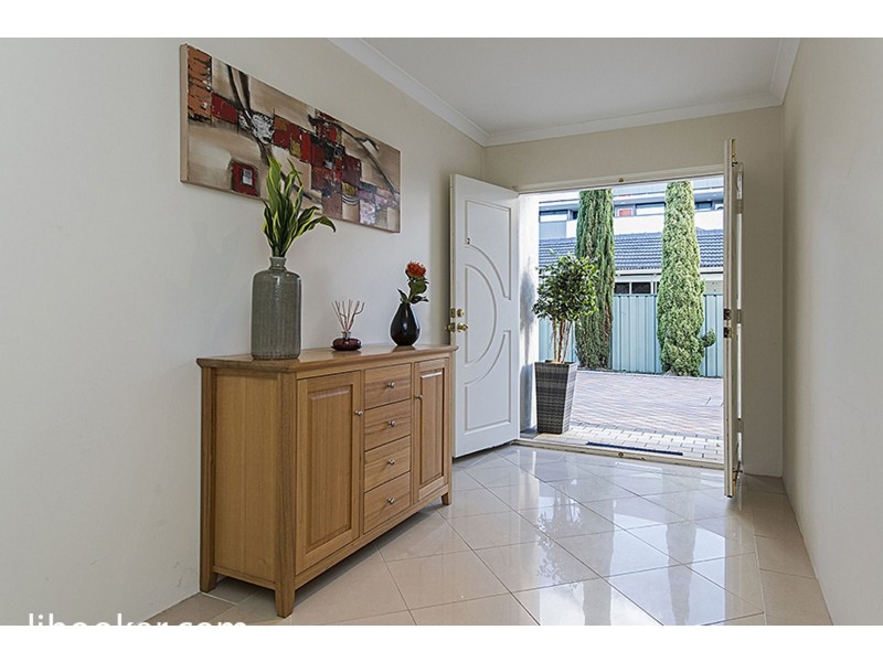 2/51 Carden Drive, Cannington WA 6107