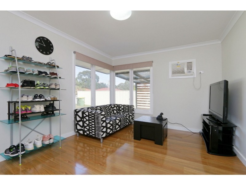 2 Kyogle Place, Armadale WA 6112
