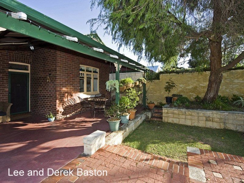 18A Gresham Street, Victoria Park WA 6100