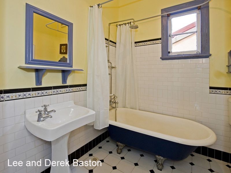 18A Gresham Street, Victoria Park WA 6100