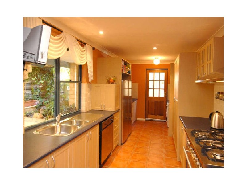 75 Sunbury Road, Victoria Park WA 6100