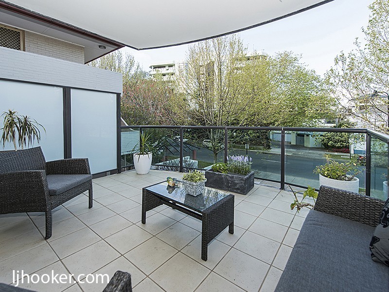 2/39 Mill Point Road, South Perth WA 6151