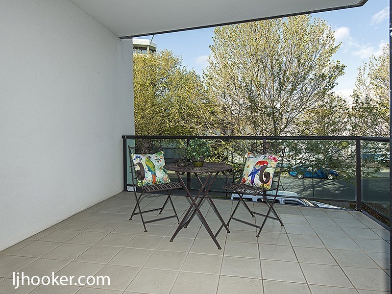 2/39 Mill Point Road, South Perth WA 6151