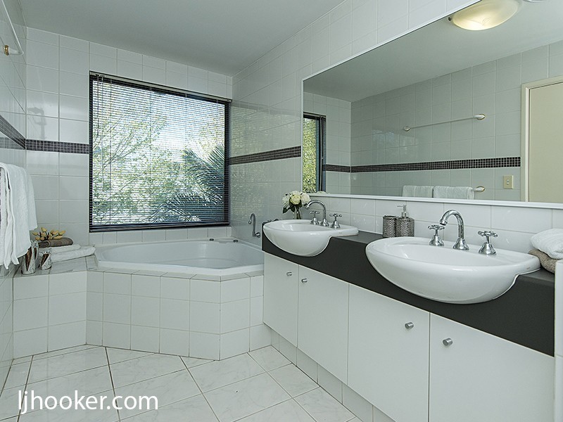 2/39 Mill Point Road, South Perth WA 6151