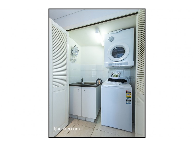 2/39 Mill Point Road, South Perth WA 6151