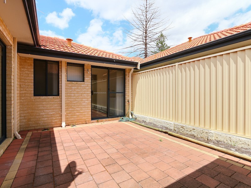 1/111 Beatty Avenue, East Victoria Park WA 6101