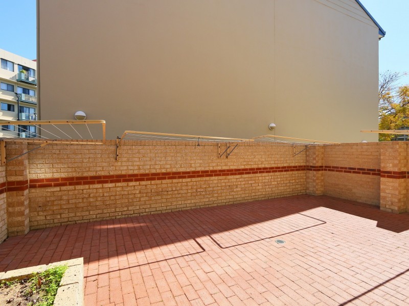 4/18 Forrest Avenue, East Perth WA 6004