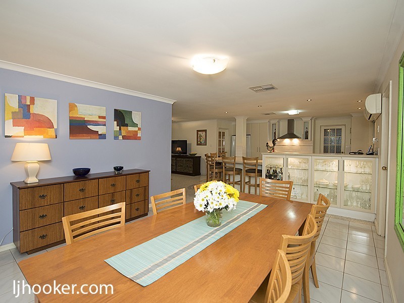 22 Winthrop Drive, Winthrop WA 6150