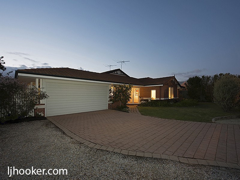 22 Winthrop Drive, Winthrop WA 6150