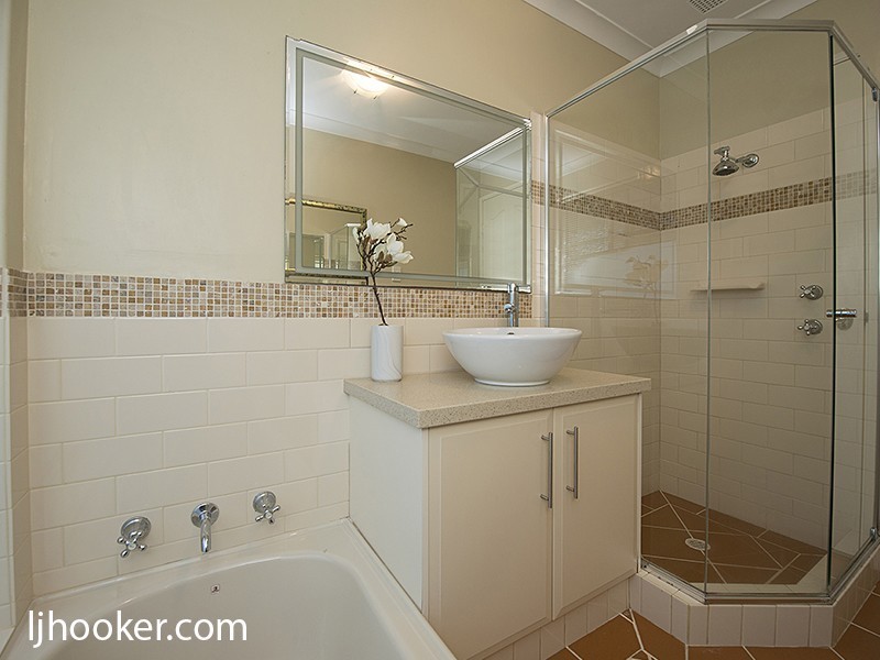 22 Winthrop Drive, Winthrop WA 6150