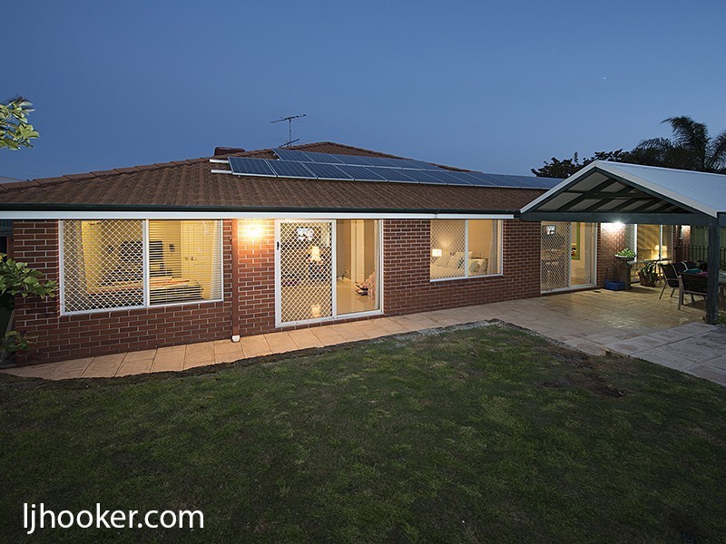 22 Winthrop Drive, Winthrop WA 6150