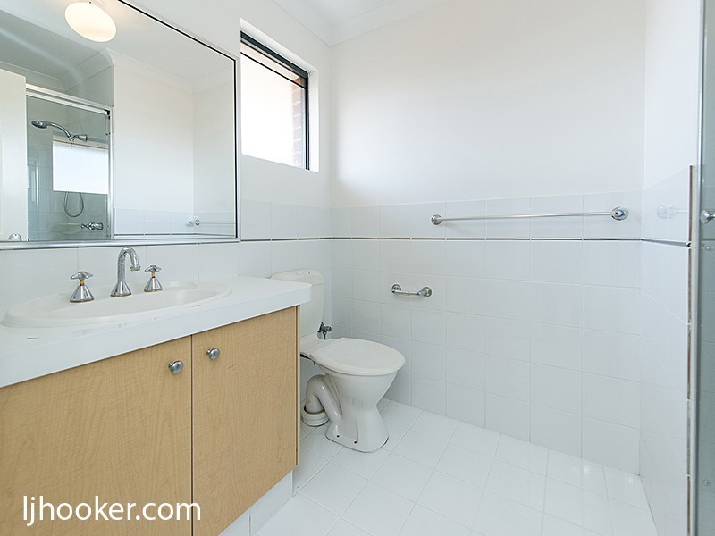 4/65 Teague Street, Victoria Park WA 6100