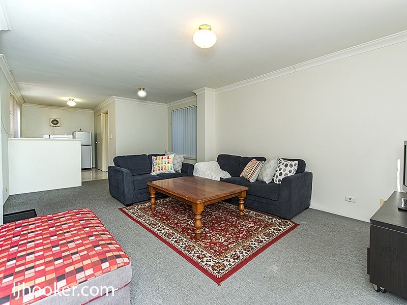 2/29 Pollard Street, Glendalough WA 6016