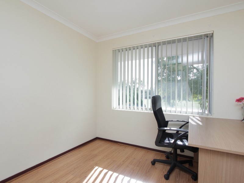 33 O’Dell Street, Thornlie WA 6108