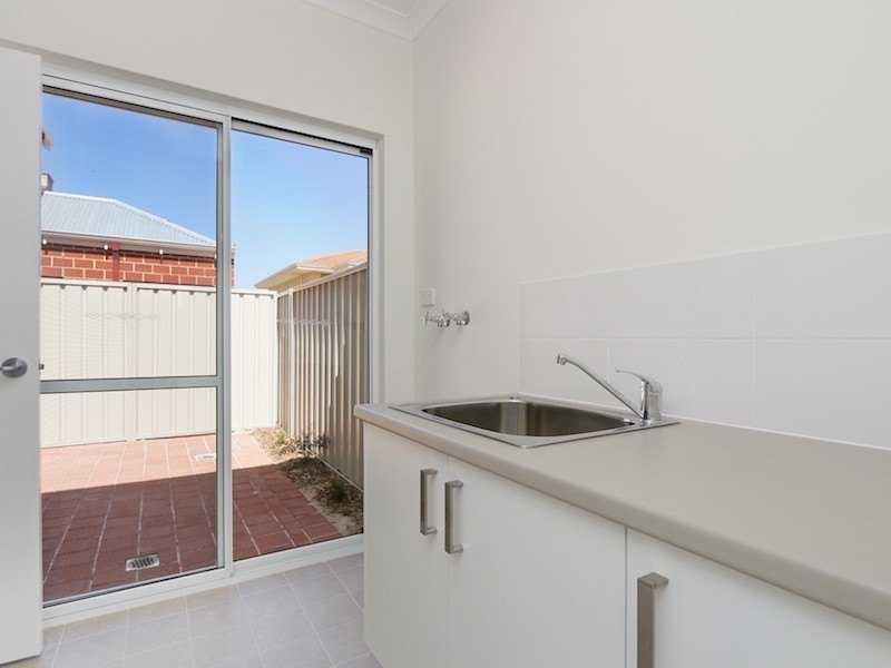 13B McMillan Street, Victoria Park WA 6100