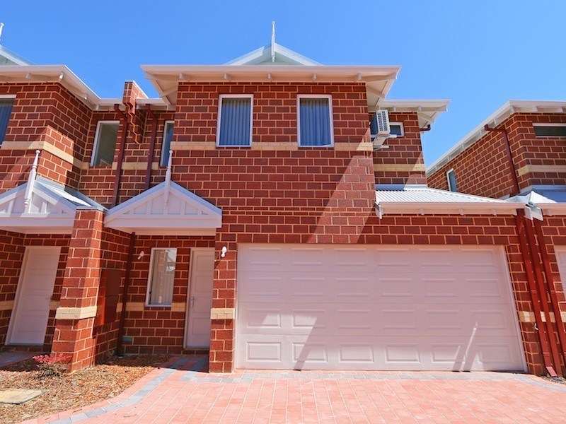 13B McMillan Street, Victoria Park WA 6100