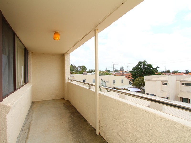 6/27 South Terrace, Como WA 6152