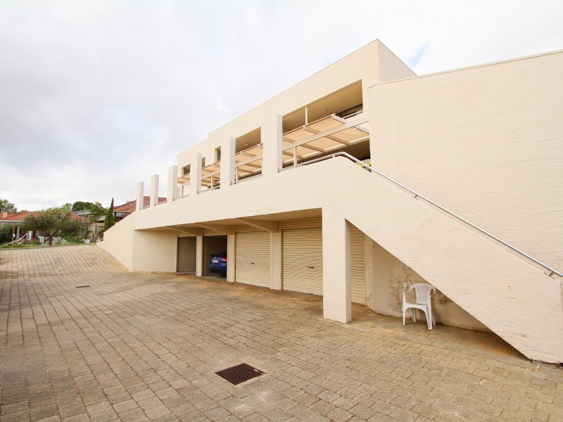 6/27 South Terrace, Como WA 6152