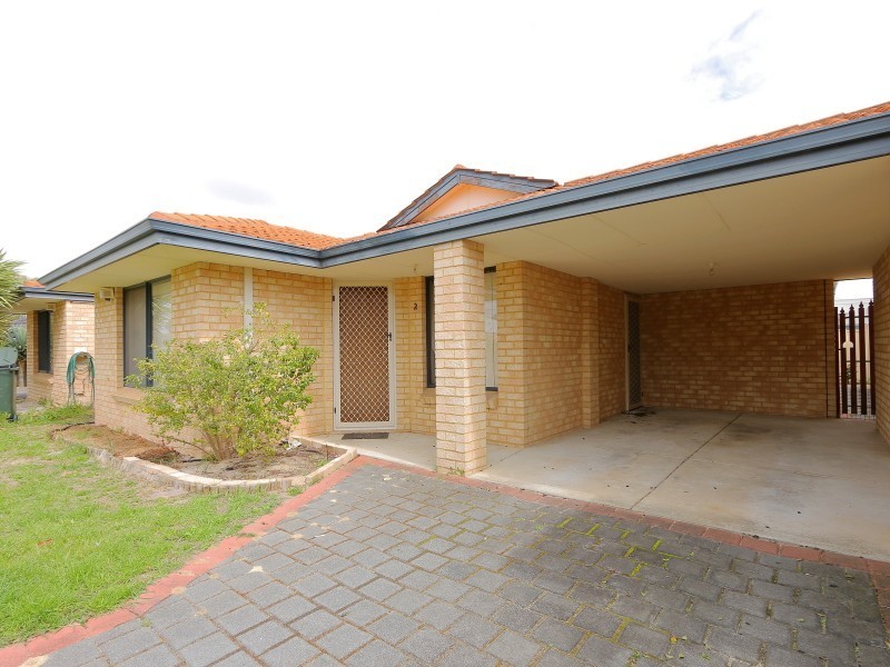 2/14 Crawford Street, Cannington WA 6107