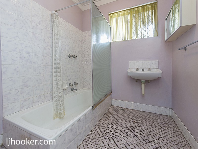 52 Apollo Way, Carlisle WA 6101