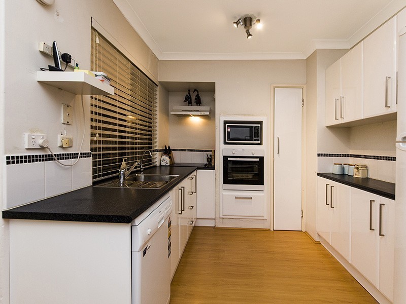 8/54 Canning Highway, Victoria Park WA 6100