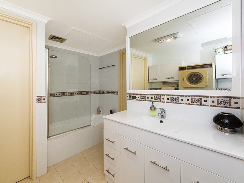 8/54 Canning Highway, Victoria Park WA 6100