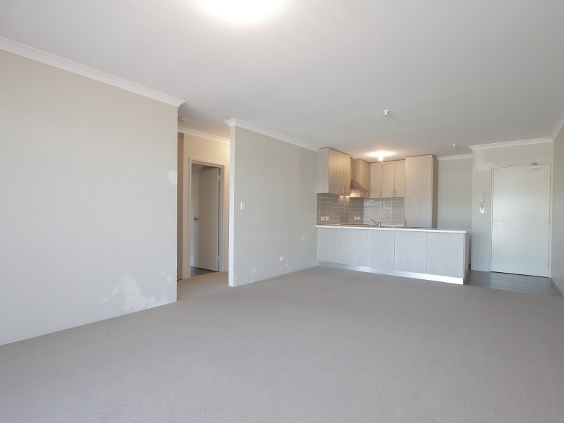 16/148 Railway Parade, Queens Park WA 6107