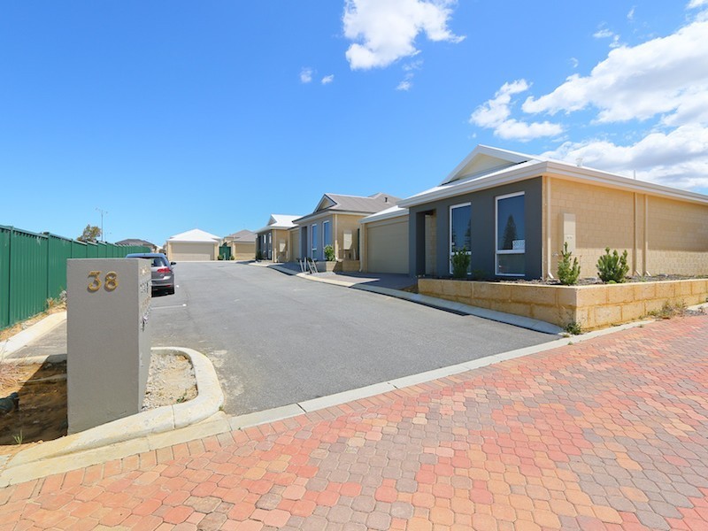 3/38 Cape Meares Crescent, Butler WA 6036