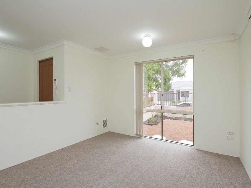 12/12 Arthur Street, Cannington WA 6107