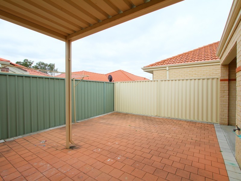 12/12 Arthur Street, Cannington WA 6107