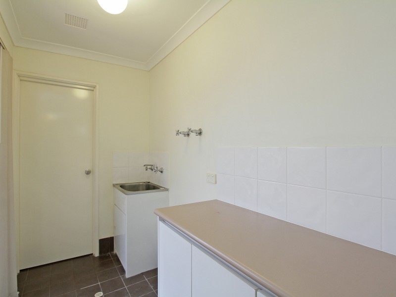 12/12 Arthur Street, Cannington WA 6107