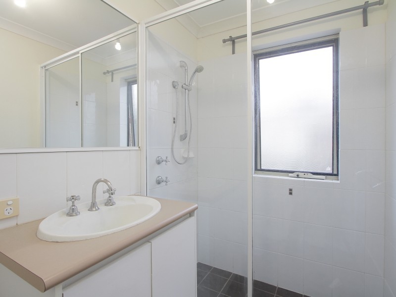 12/12 Arthur Street, Cannington WA 6107