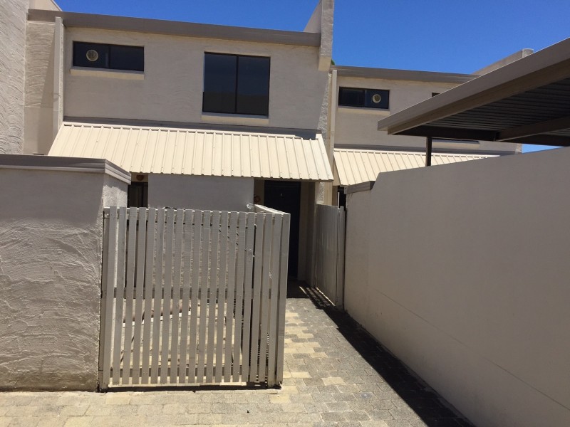 3/27 South Terrace, Como WA 6152