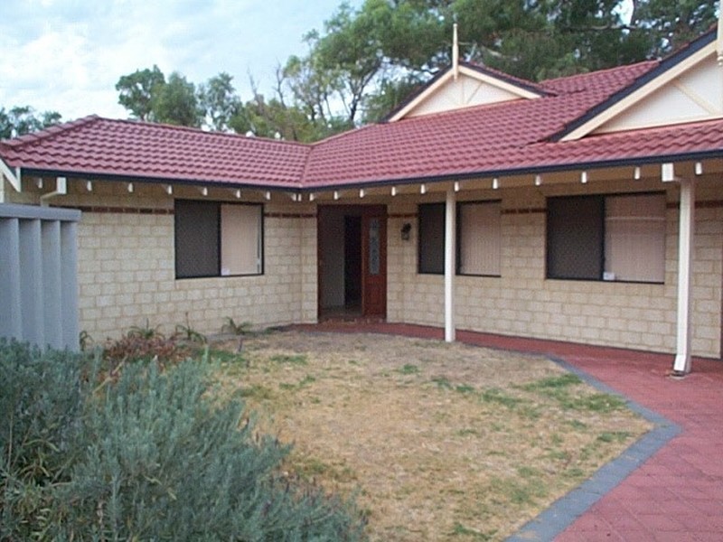 132B Raleigh Street, Carlisle WA 6101