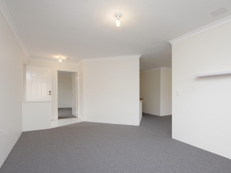 4/3 Norman Street, St James WA 6102