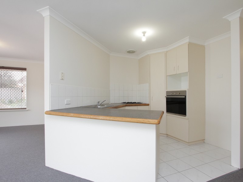4/3 Norman Street, St James WA 6102