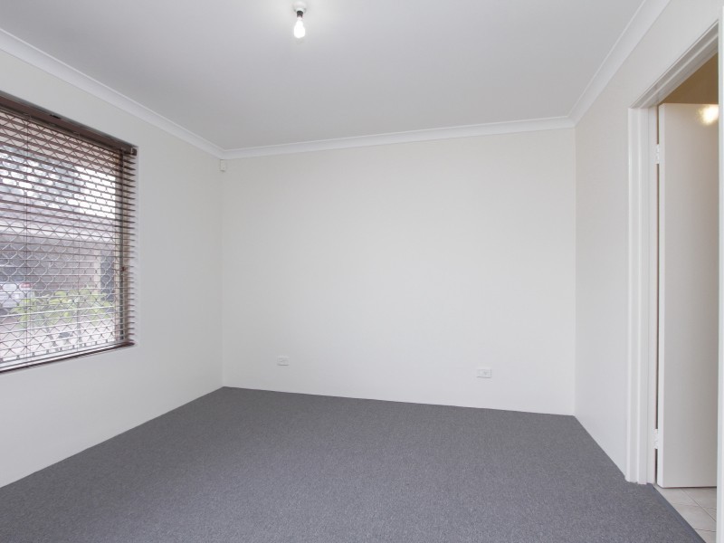 4/3 Norman Street, St James WA 6102