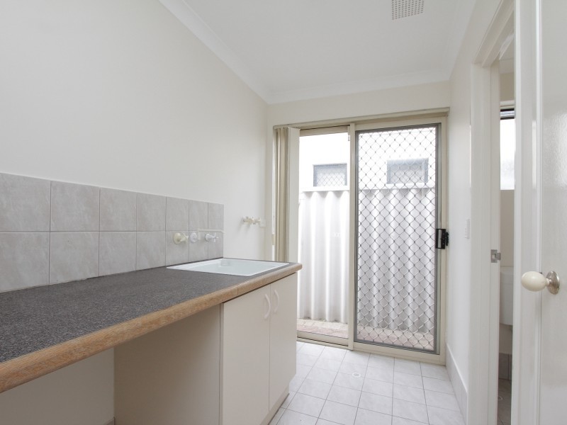 4/3 Norman Street, St James WA 6102