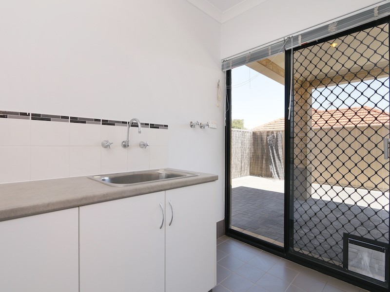 8B Isobel Street, Bentley WA 6102