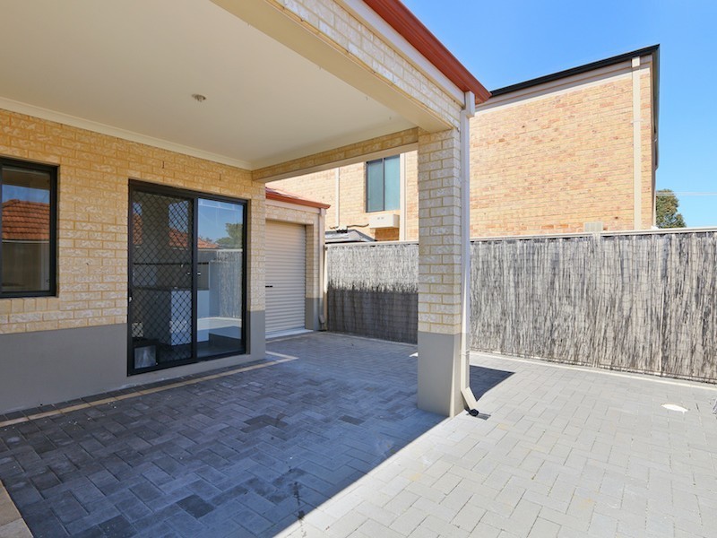 8B Isobel Street, Bentley WA 6102