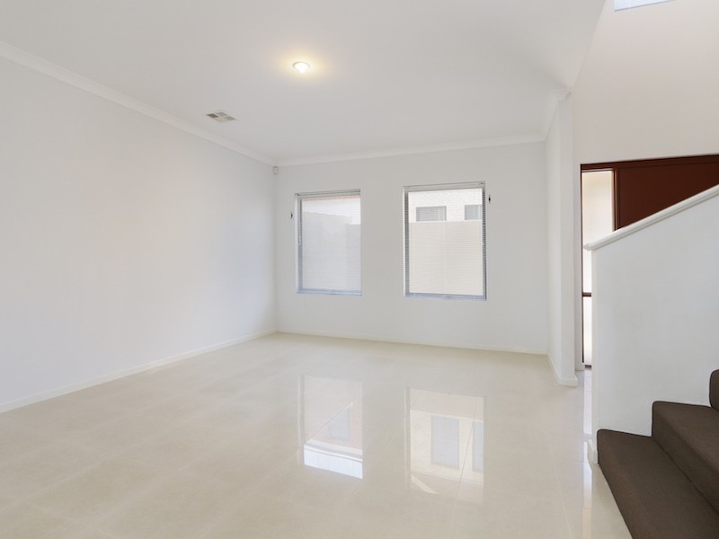 8B Isobel Street, Bentley WA 6102