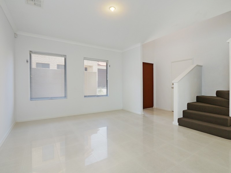 8B Isobel Street, Bentley WA 6102