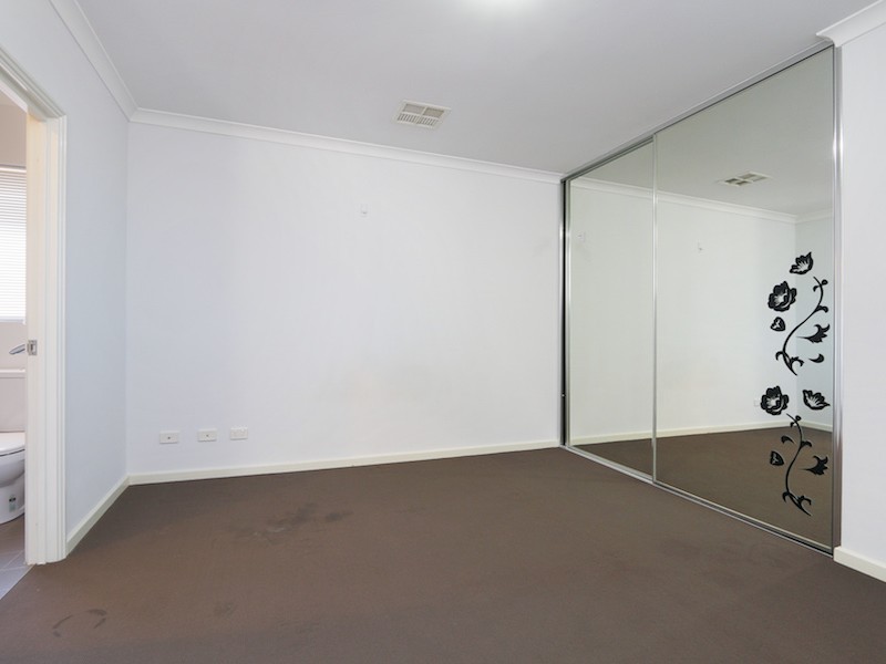 8B Isobel Street, Bentley WA 6102