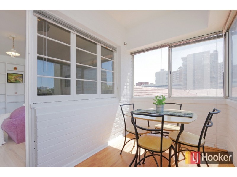 304/45 Adelaide Terrace, East Perth WA 6004